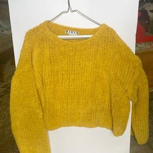 Kikit, 100% cotton vintage mustard yellow sweater.